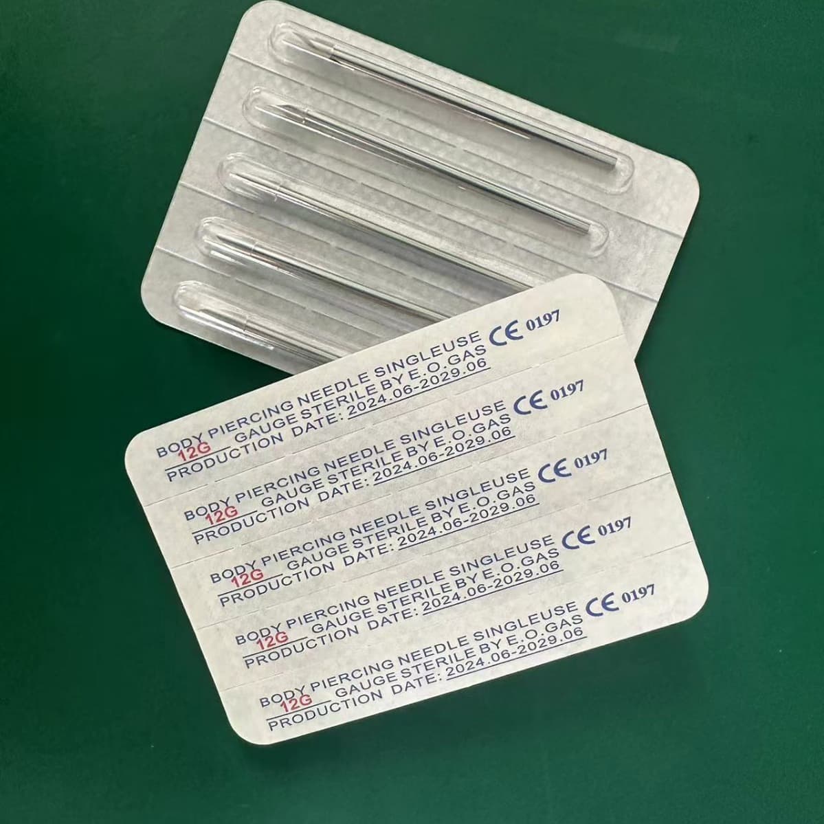 New machine-packed leather blister piercing needles, 100 per box, preferential treatment for large quantities