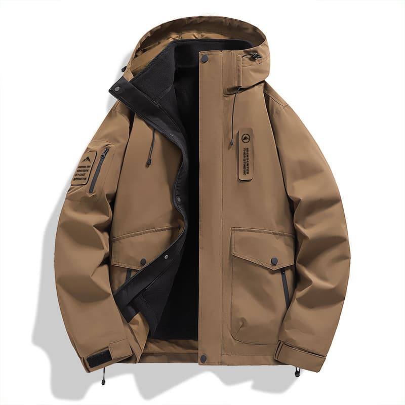 New two-piece, three-in-one waterproof jacket for men and women, suitable for spring and autumn.