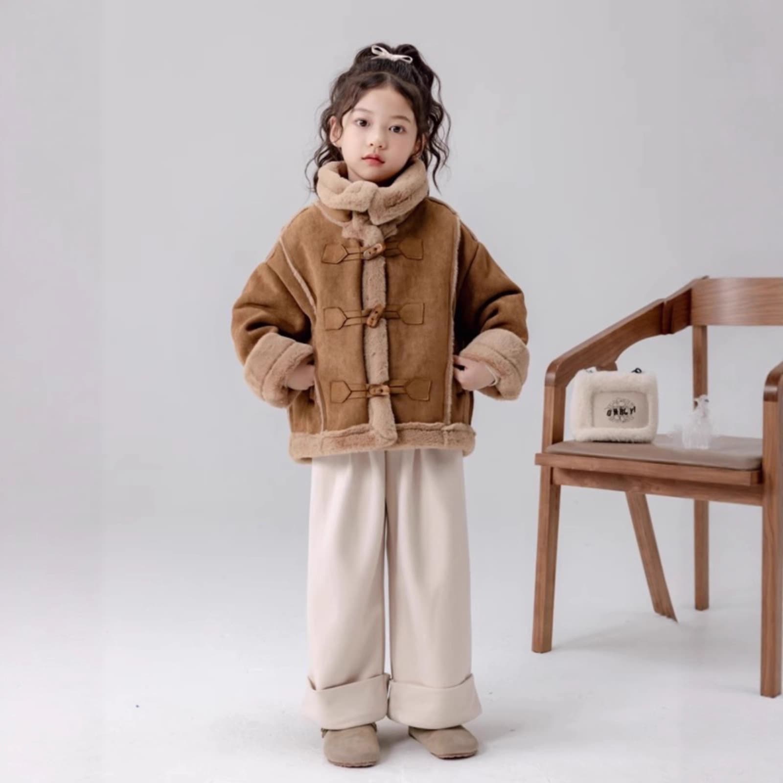 Girls' Autumn Clothing 2025 New Coat Children's Stylish Fashionable Thickened Faux Fur Autumn/Winter Girls' Top Trendy