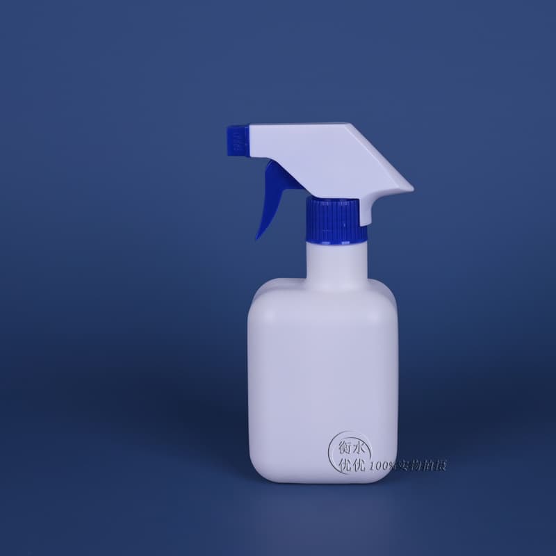 Large Stock Thickened Spray Bottle 200/300/500/1000ml Plastic Fine Mist Spray Bottle for Alcohol, Oil, and Grease