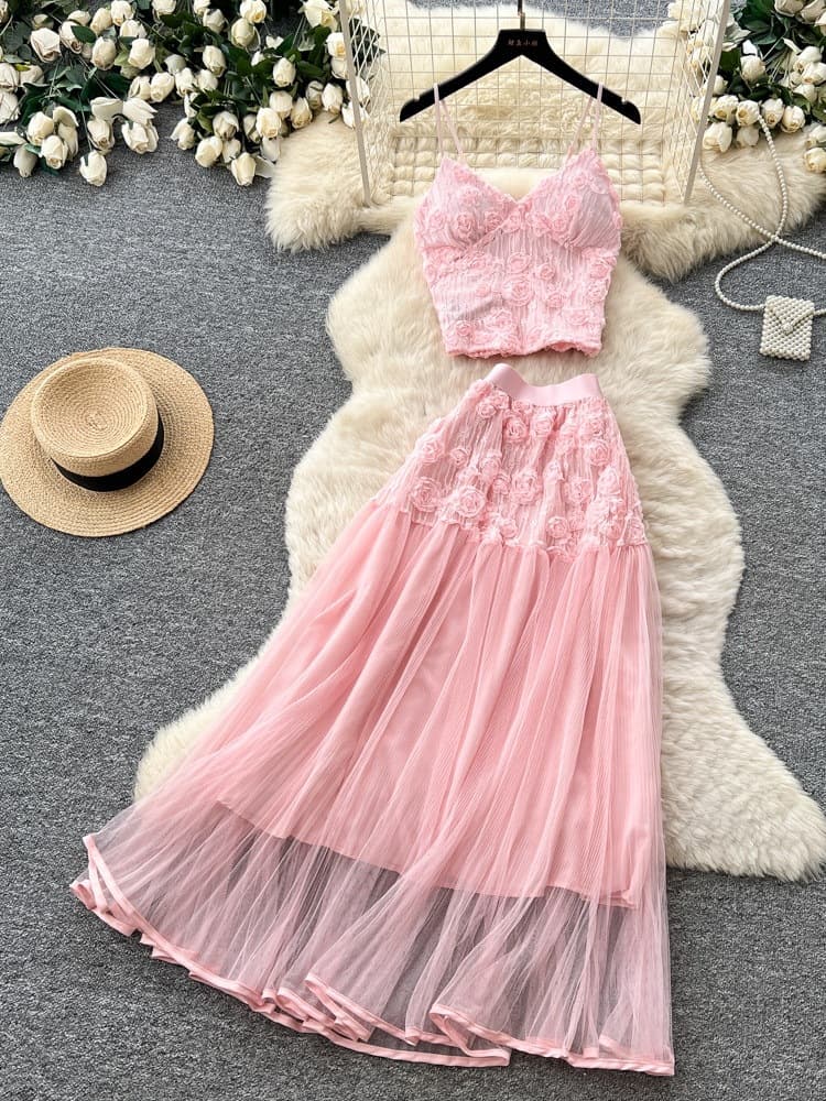 French Romantic Lace Camisole Top with Mesh Skirt Women's Summer Two-Piece Set Slimming Elegant Fashion Outfit