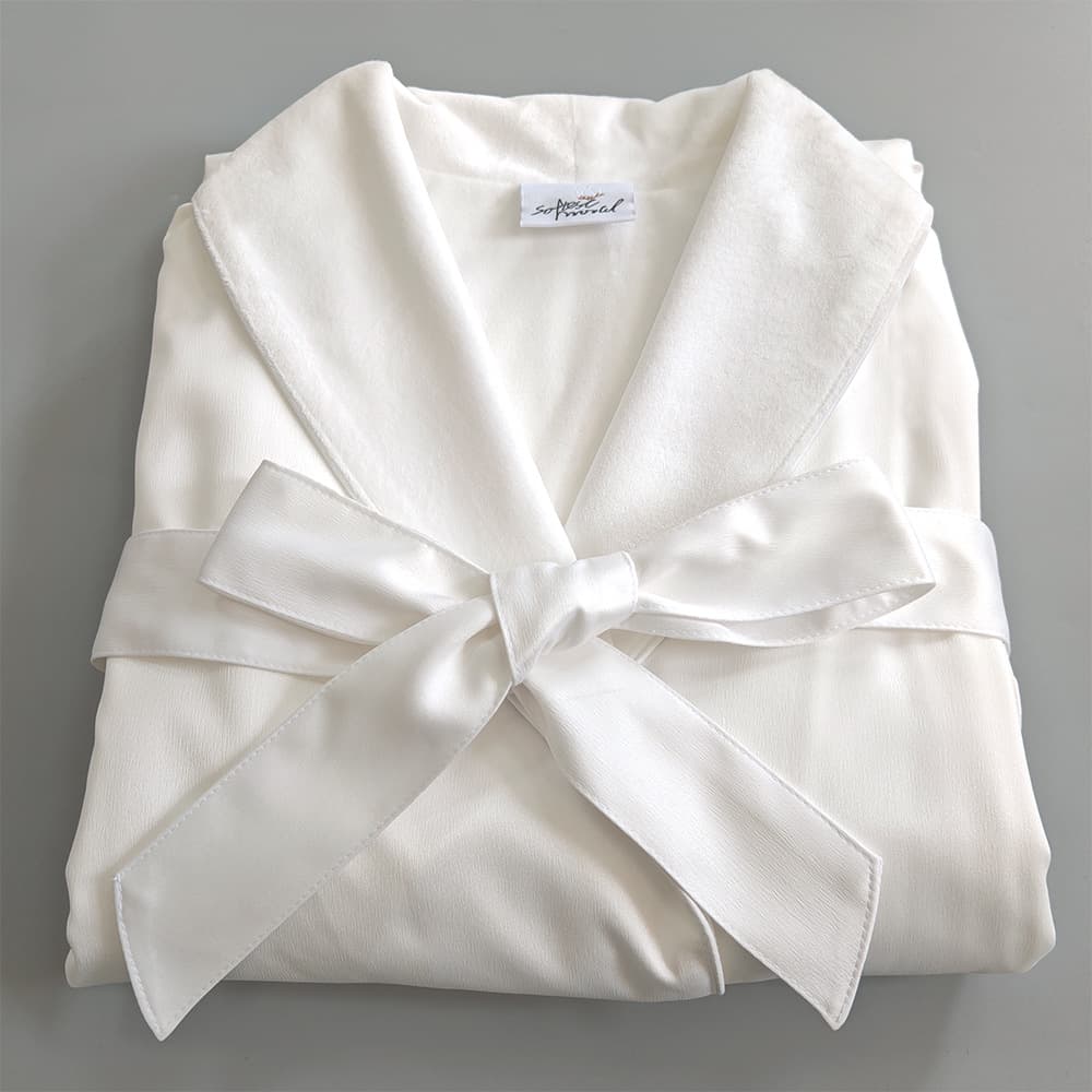 Light Luxury Satin Beauty Salon Bathrobe, Water-Absorbent Double-Layer Encrypted Thin Velvet Sleep Robe for Men and Women, New Spring and Autumn Bathrobe, In Stock
