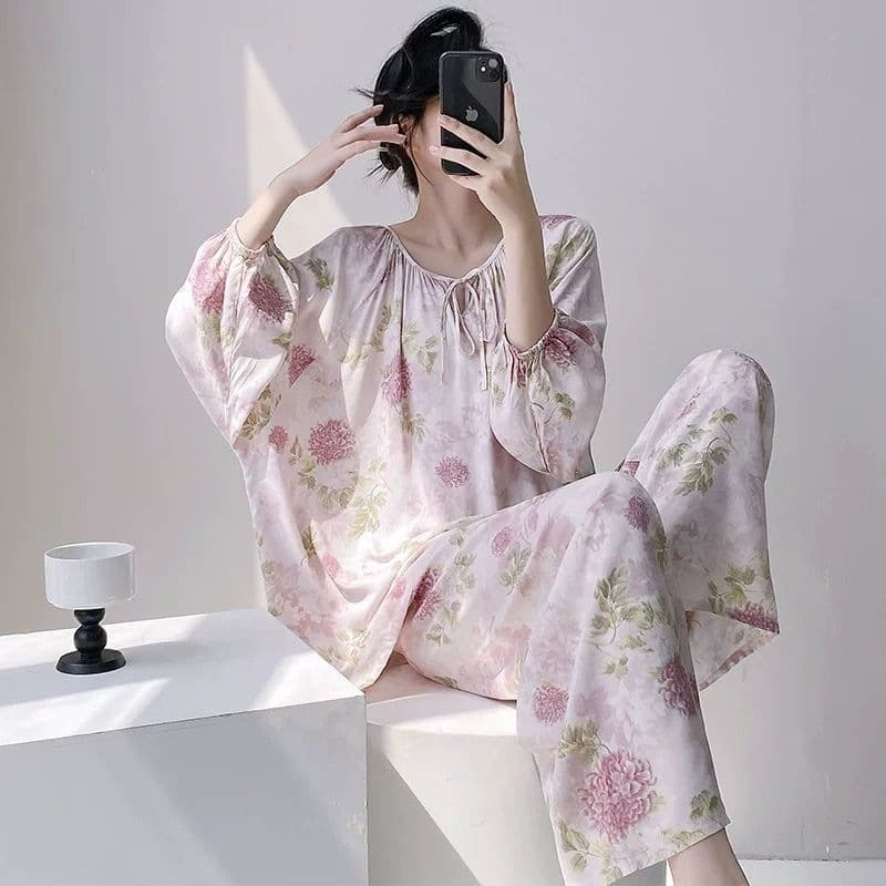 Cotton Silk Pajama Set for Women, Home Wear, Spring and Summer Pajamas, Women's Summer French Retro Round Neck Pajamas That Can Be Worn Outside