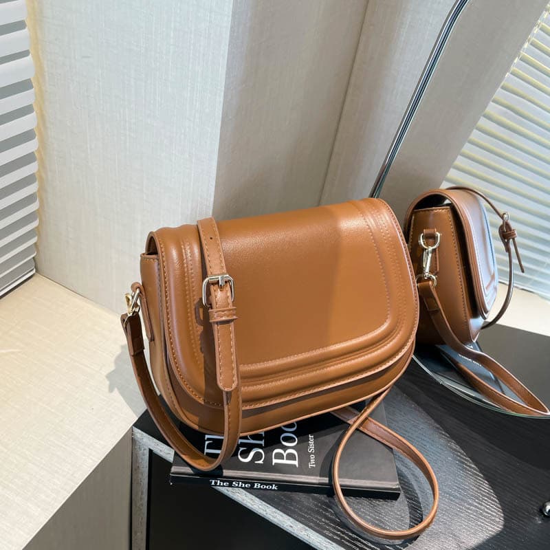 2025 New Women's Retro Saddle Bag, Small Square Crossbody Bag with Premium Texture, Simple and Versatile Shoulder Bag