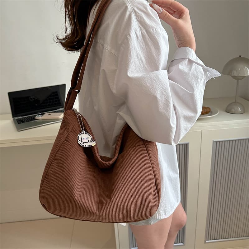 Fashionable Corduroy Simple Large-Capacity Dumpling Bag 2025 Spring New Popular Shoulder Bag Crossbody Bag Women's Bag Trendy
