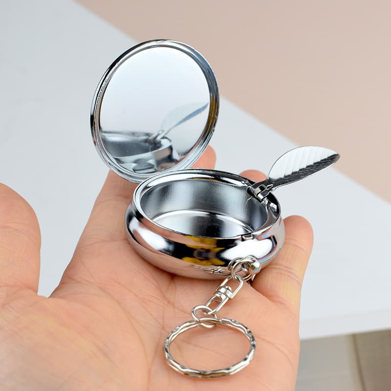 Metal ashtray box portable round, car carry-on mini ashtray box, for gift logo