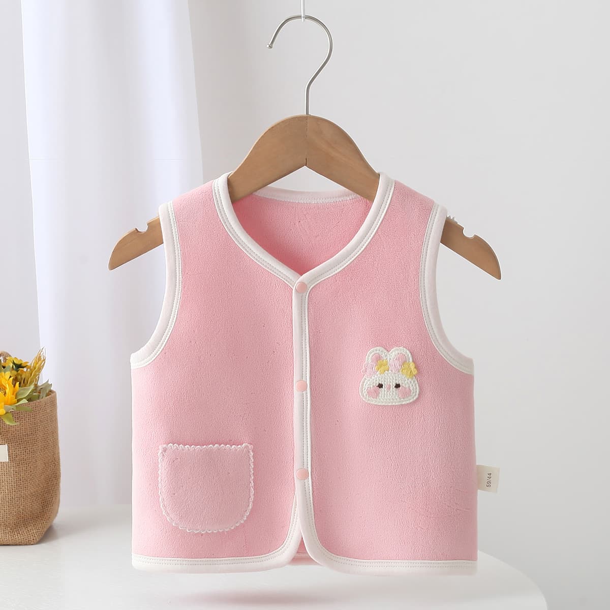 New Autumn Style Soft and Comfortable Double-Sided Polar Fleece Fabric with Cartoon Patterns, Seamless Front-Opening Vest for Infants