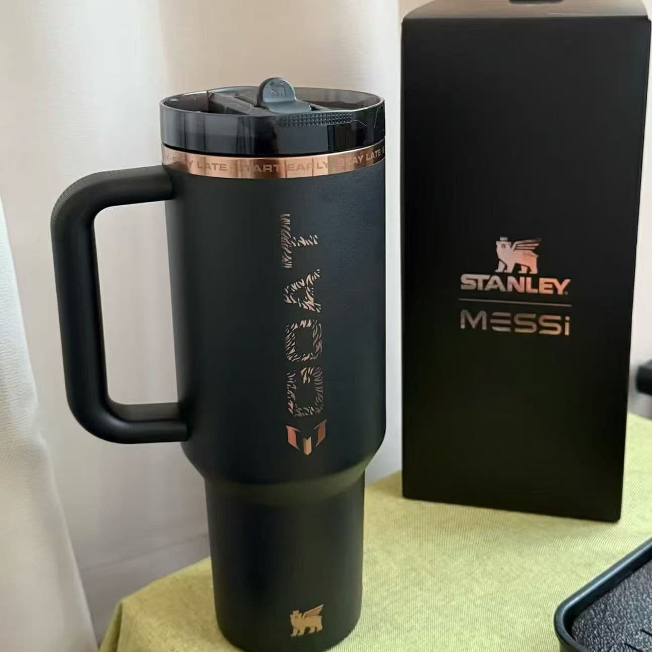 Cross-border Hot Seller Stanley Insulated Cup 3rd Gen US Version Straw Lid Leak-Proof 40OZ Stainless Steel In Stock