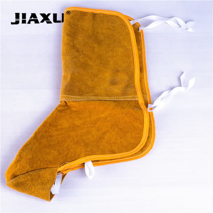 Wholesale cowhide welding foot protection, extended welder foot sleeves, short-style cowhide welder foot guards with laces, medium foot protection