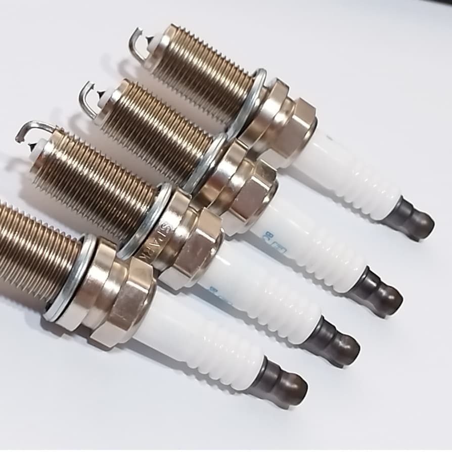 Compatible with Chevrolet Cruze GMC Spark Plug 41-962 41-110 19299585 Unbranded In Stock