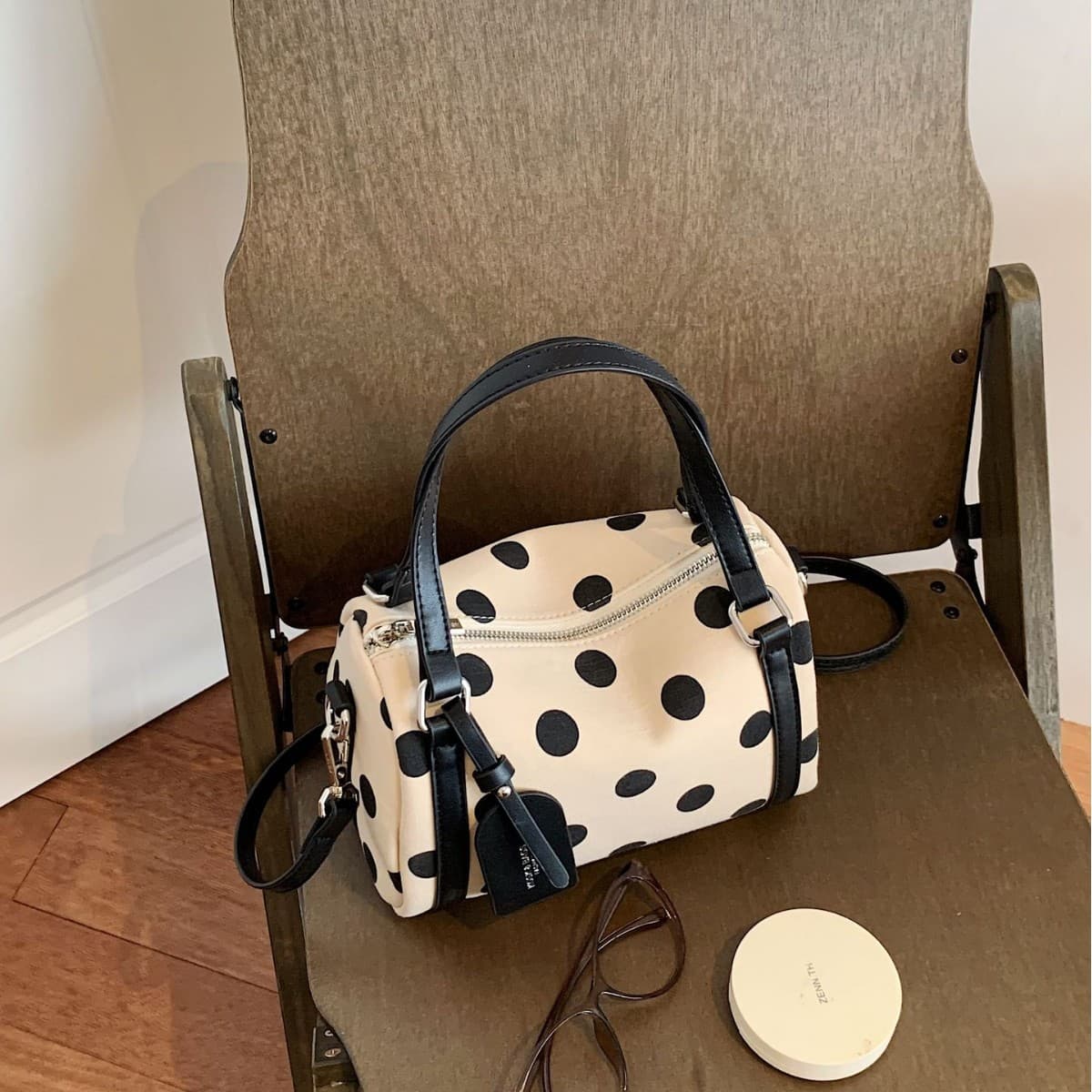 Korean-Style Polka Dot Boston Bag Light Luxury Niche Black and White Color Block Premium Handbag Trendy Fashionable Chic Crossbody Bag