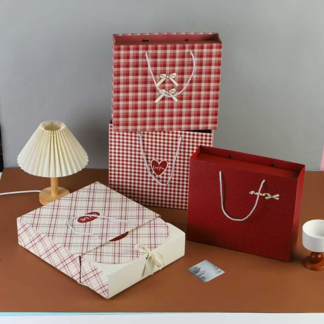 New Gift Box Stock Premium Gift Bag Set Universal Type Factory Direct Wholesale