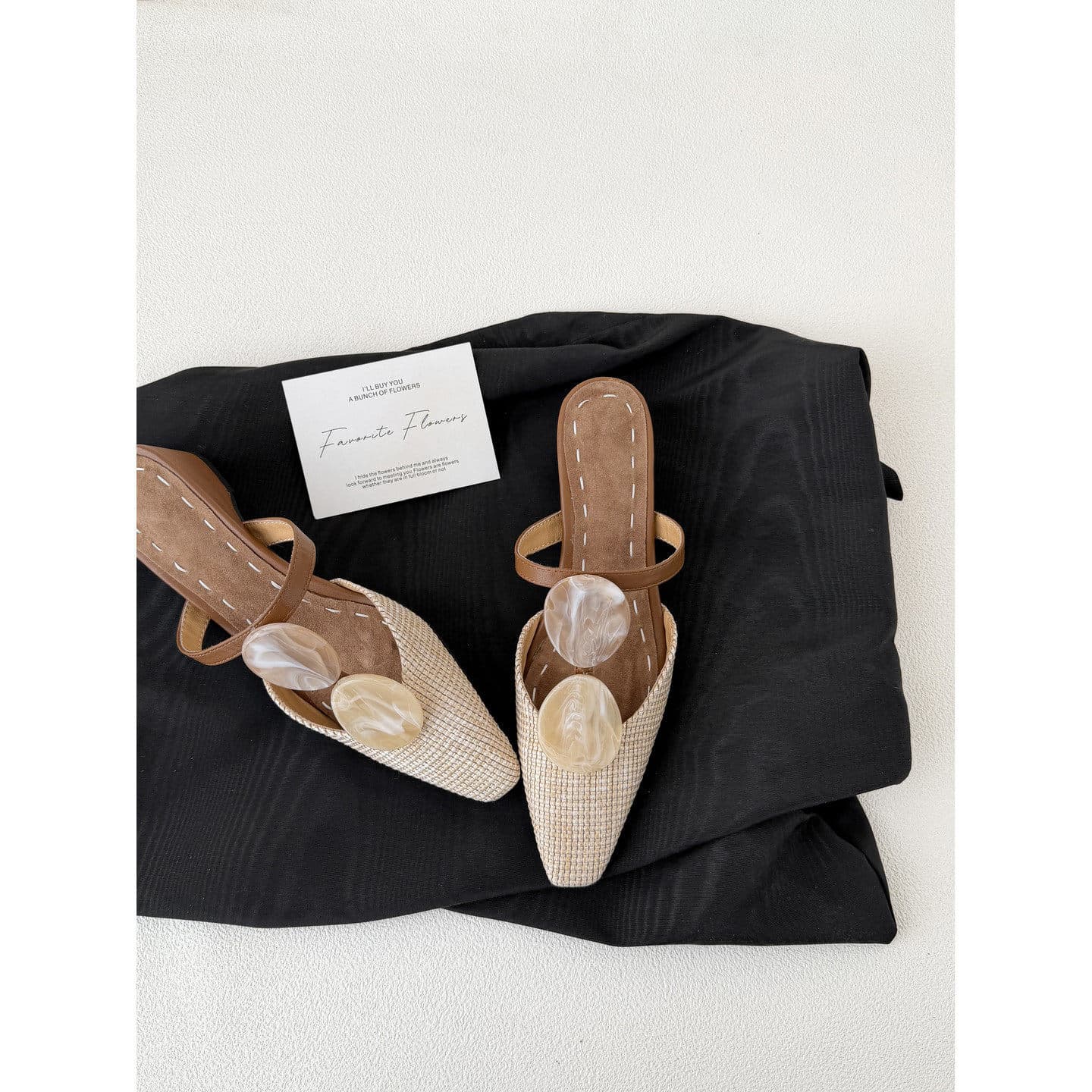 Soft Leather Edition ~ Daoguang Holiday Amber Buckle Woven Mules Summer French Style One-Strap Closed-Toe Sandals Vacation Style