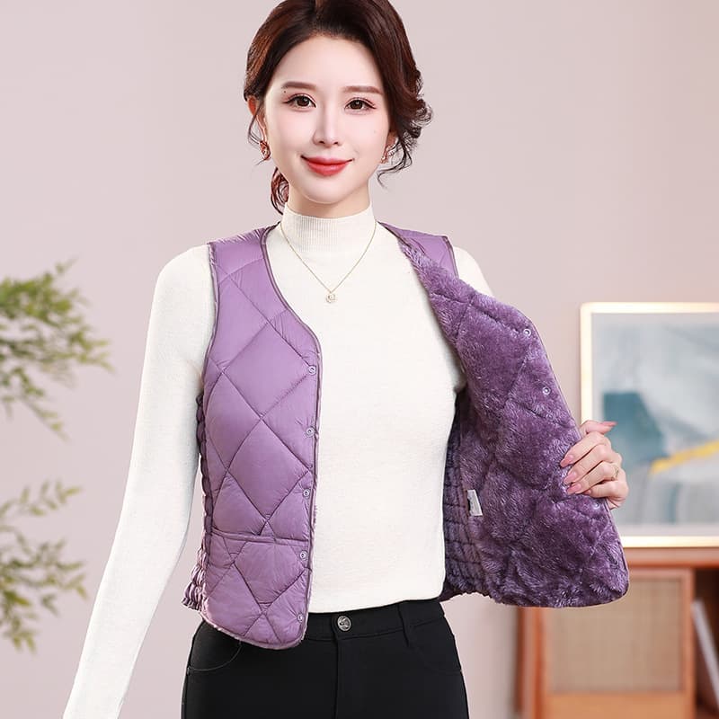Middle-aged mother's stylish vest, 2026 new style fleece-lined and thickened printed sleeveless top, new Chinese-style national fashion women's vest.