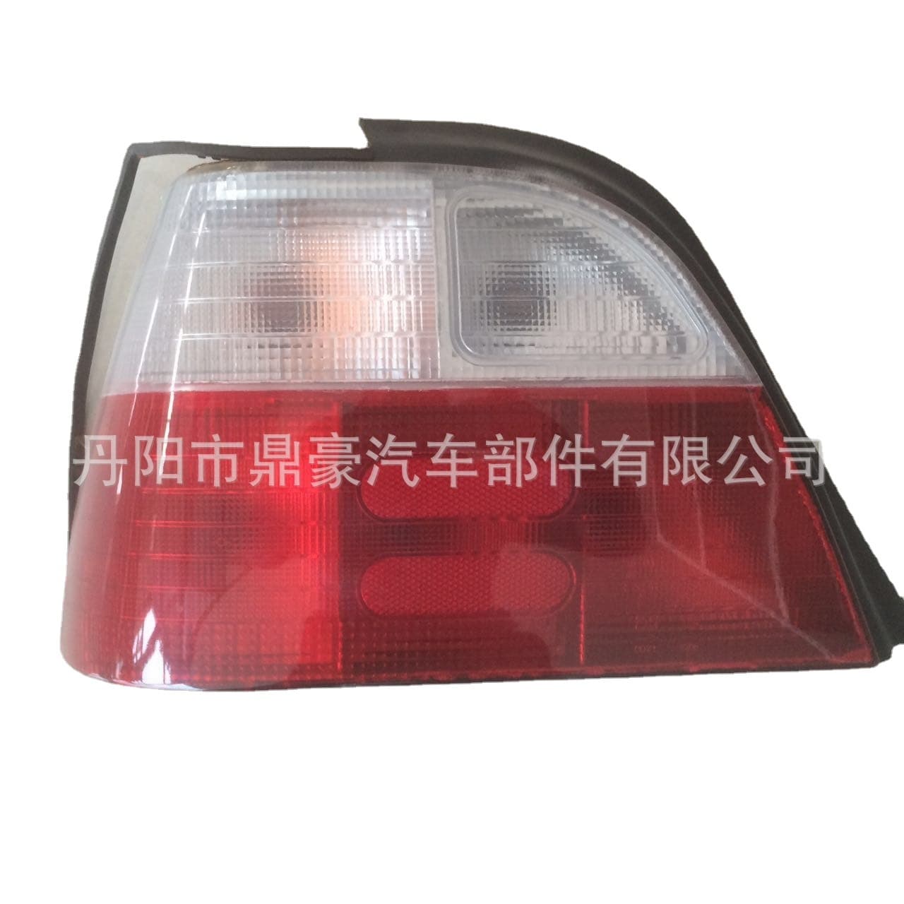 Compatible with Daewoo CIELO 96 Tail Light 96187410/96187411