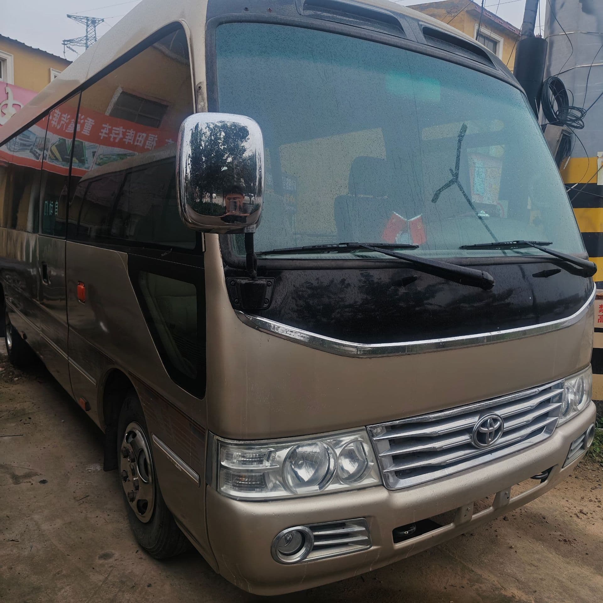 Toyota Coaster 2006-2009 RAV4 models, export 19-23 seater commercial vehicle.