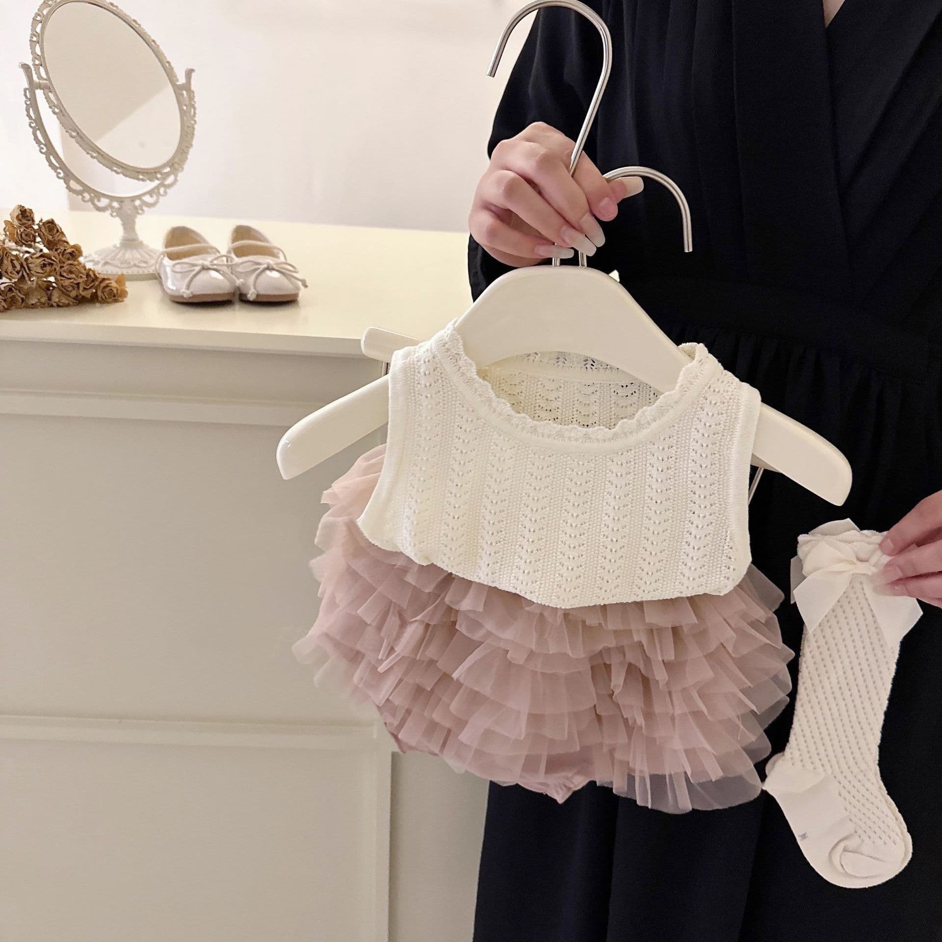Korean girls summer tutu skirt two-piece set mesh cake skirt cute vest shorts two-piece set 21001