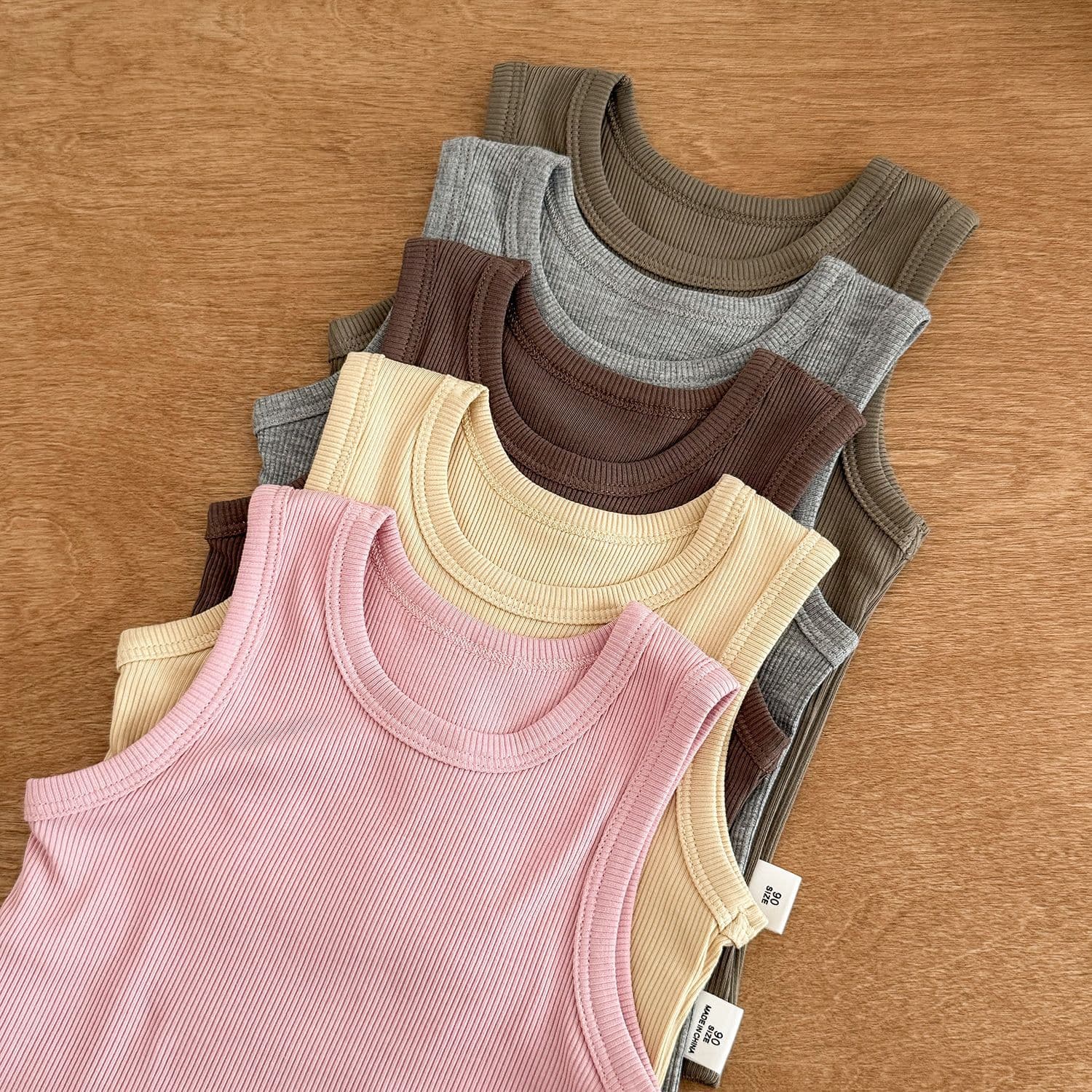 2026 Children's Threaded Vest Eco Silk Cotton Thin Round Neck Bottoming Shirt for Boys and Girls, Baby Sleeveless T-Shirt for Outerwear