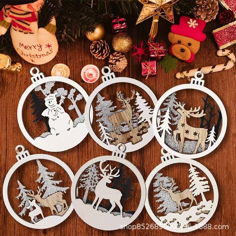 Christmas Wooden Sign Round Hollow Wooden Christmas Pendant Christmas Tree Creative Pendant Craft Decoration