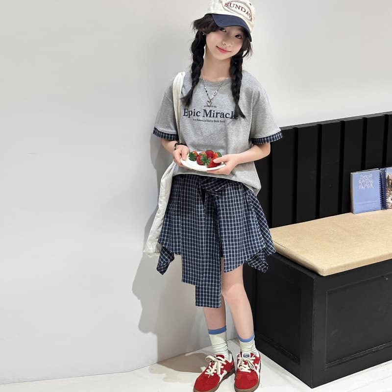 Summer Girls Short Sleeve T-Shirt and Skirt Set, Kids Children Girls Short Sleeve T-Shirt with Irregular Plaid Skirt Two-Piece Set