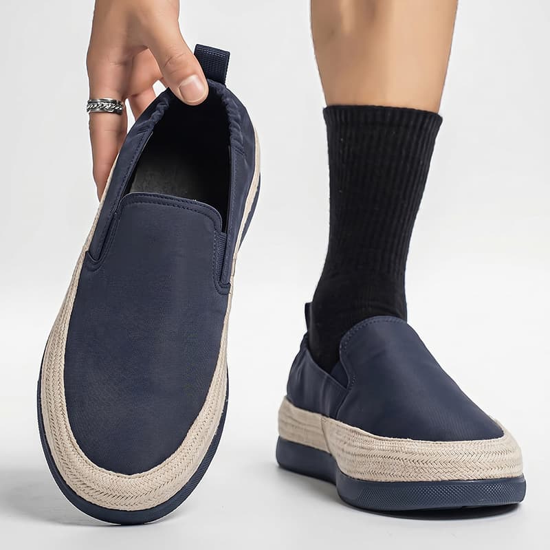 2026 Summer Autumn New Men's Shoes Flat Casual Versatile Waterproof Umbrella Cloth Walking Shoes Men's Driving Shoes Wholesale