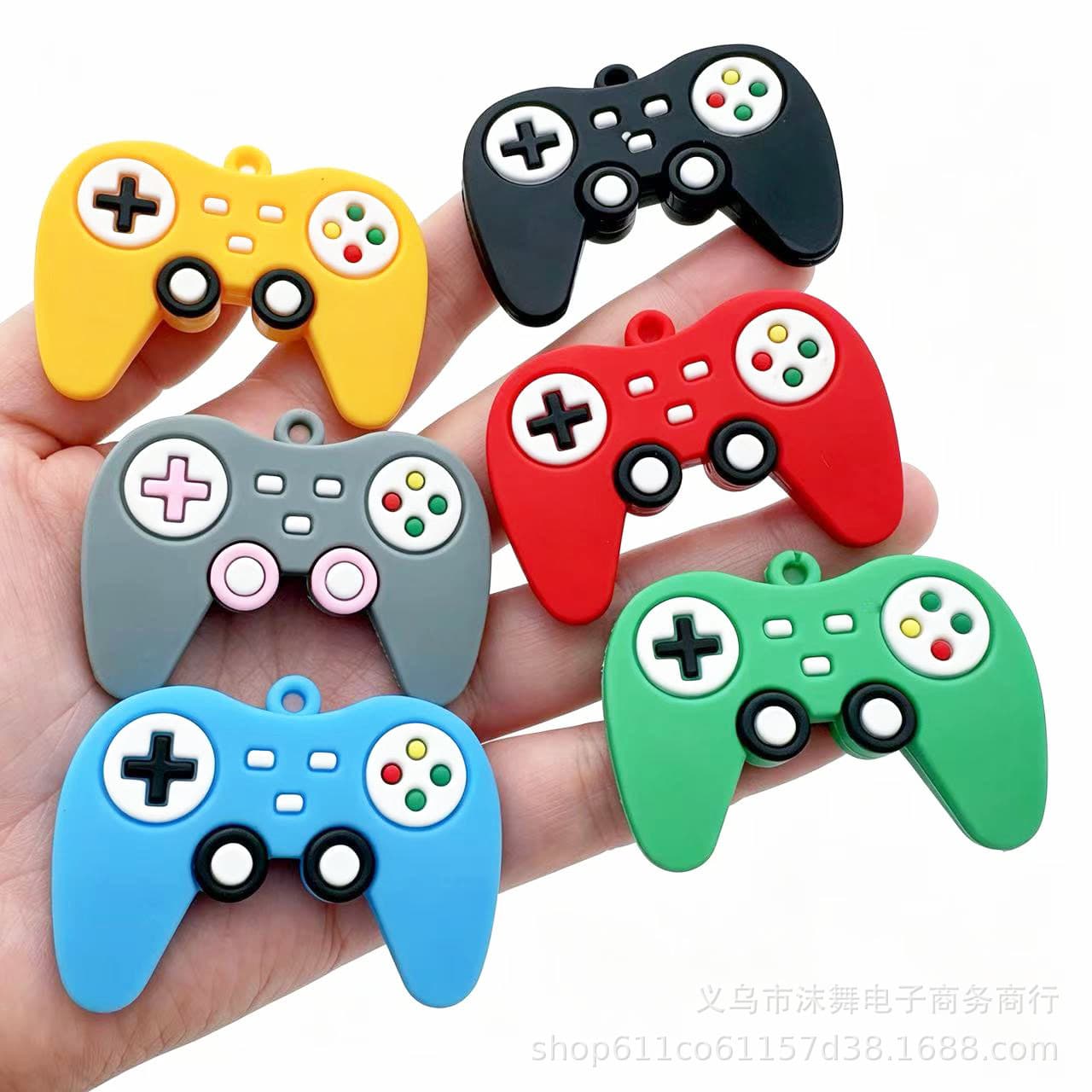 Simulated Game Controller Soft Rubber Pendant, Retro Game Console Controller DIY Accessory Keychain Parts Wholesale