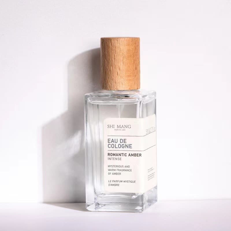 Wholesale 30ml 50ml Square Perfume Glass Bottle with Wooden Cap Clear Perfume Bottle Crimp Neck Perfume Refillable Empty Bottle