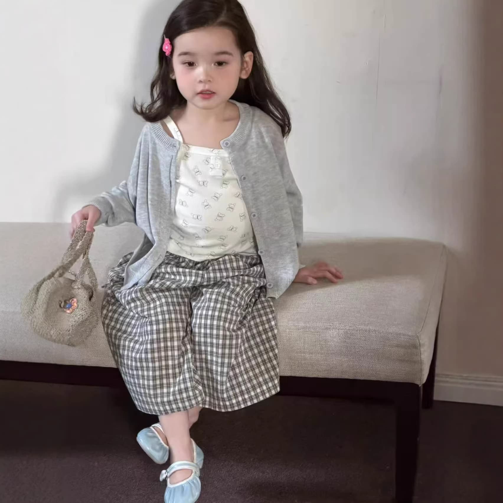 Girls' pants spring and summer new style Korean style fashionable and versatile three-quarter plaid pants for children and middle-aged children loose wide-leg pants
