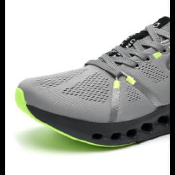 Summer new men's shoes fly woven shoes, lightweight, breathable, fashionable and casual mesh sports running shoes, mesh trendy shoes 9918