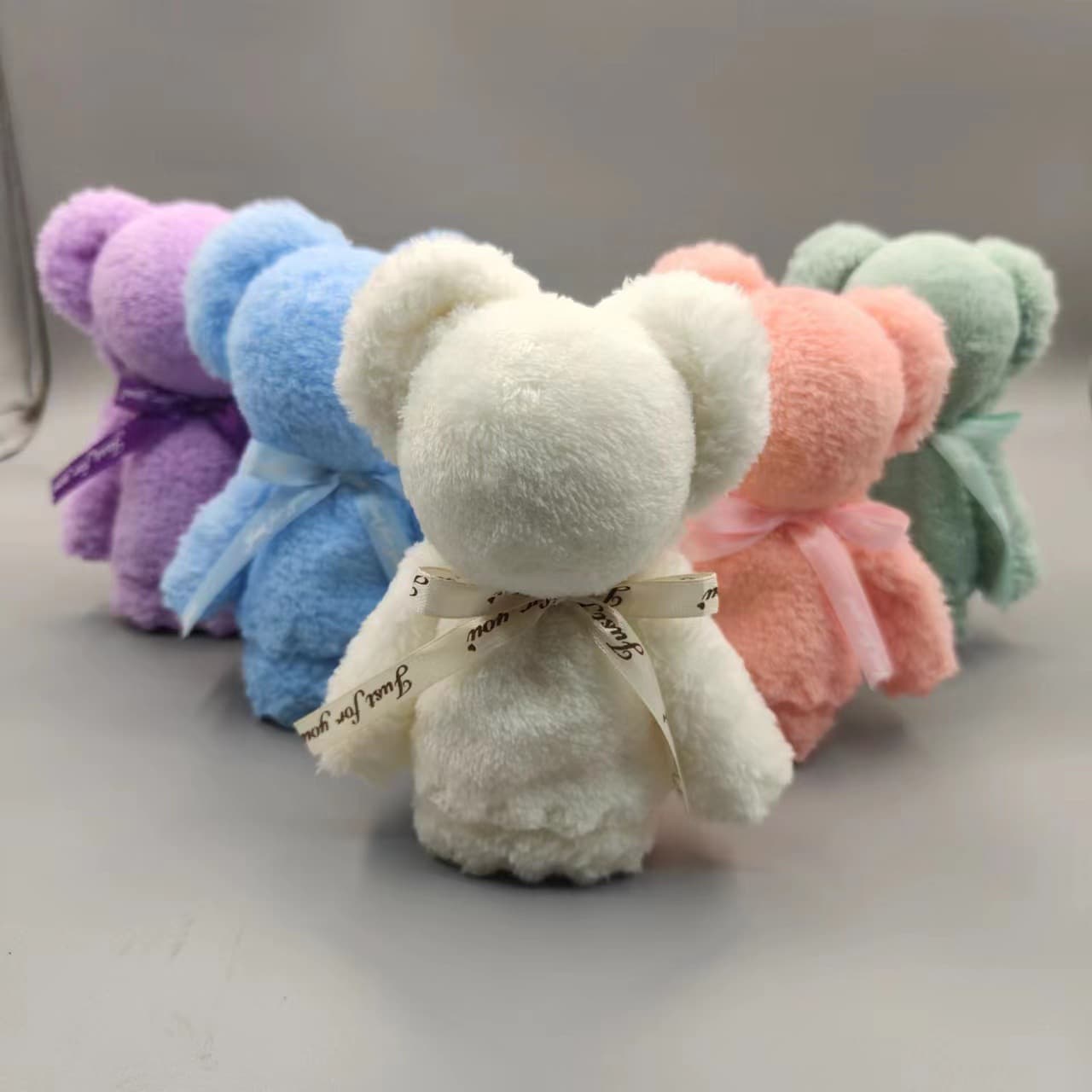 Coral Fleece Bear Towel Holiday Favors, Cartoon-shaped Promotional Towels, and Full Moon Banquet Decorations