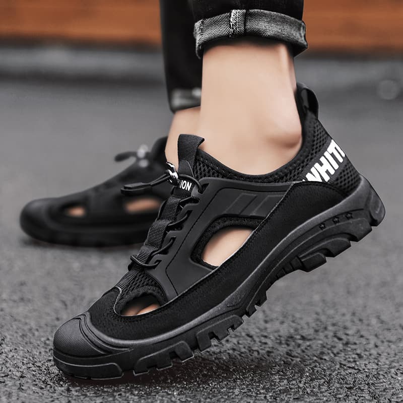 2025 Summer New Slippers for Men Outdoor Hollow Toe Slippers, Breathable Casual Fashion Sandals for Men