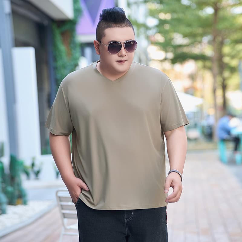 Plus size plus size ice silk short-sleeved V-neck T-shirt men's thin loose summer fat cool casual large size men's clothing
