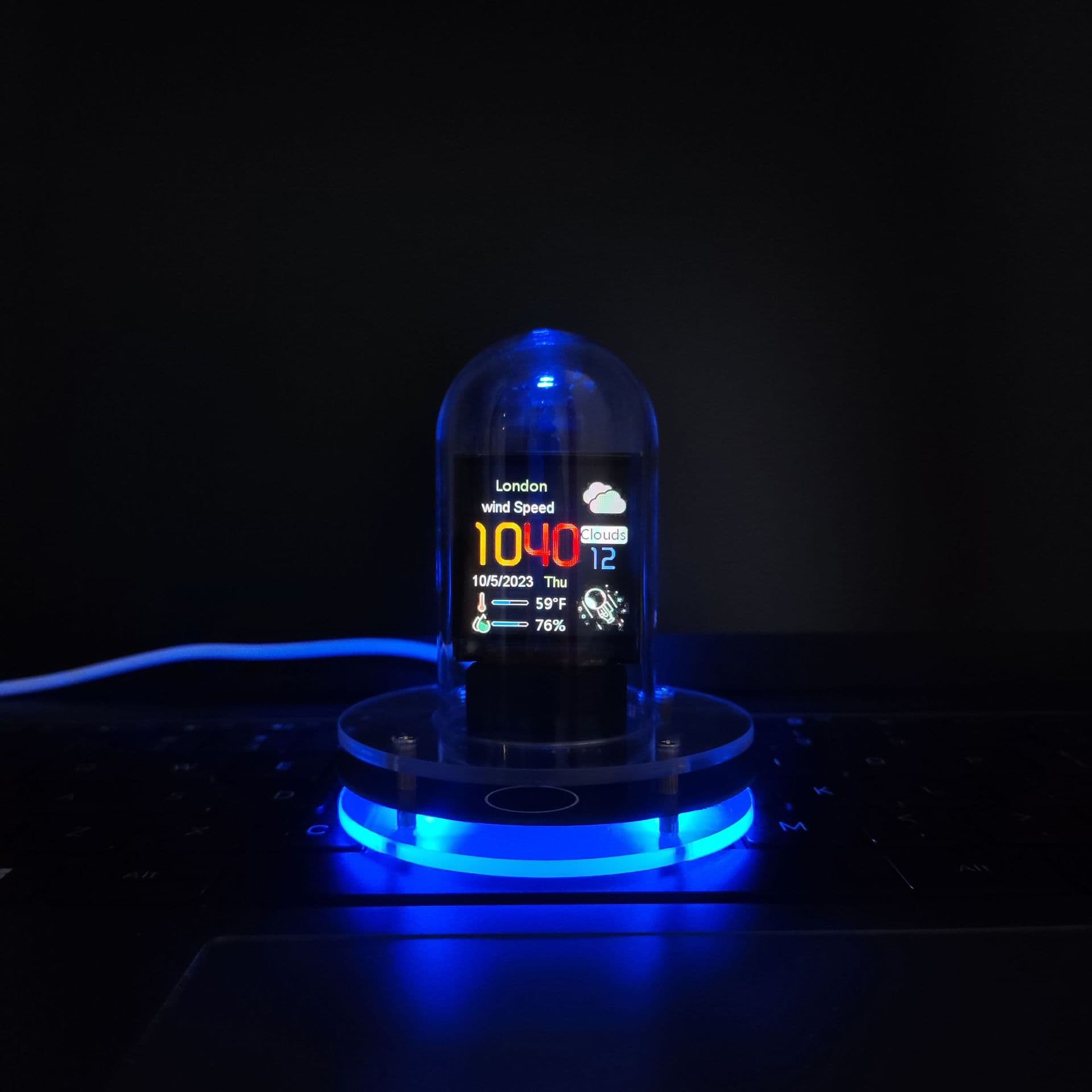 New cross-border pseudo-Nixie tube clock page turning weather smart Bitcoin desktop ornament boyfriend gift