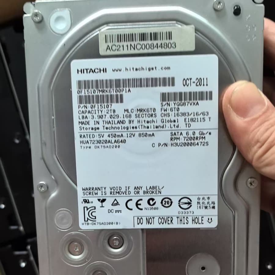 HGST Hitachi 2TB 3TB 4TB Hard Drive Hitachi Desktop/Surveillance Hard Drive SATA Interface Server