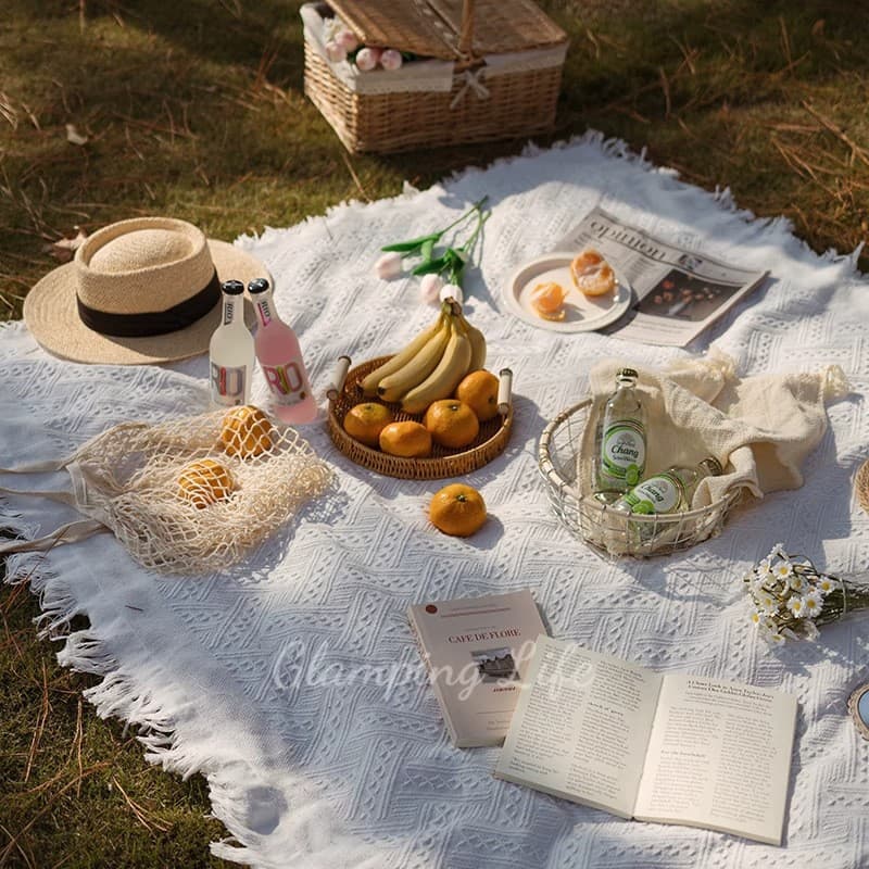 Picnic Mat Waterproof Mat Picnic Cloth Outdoor Camping White Blanket Beach Mat Tent Ground Mat French Seaside Photo Prop
