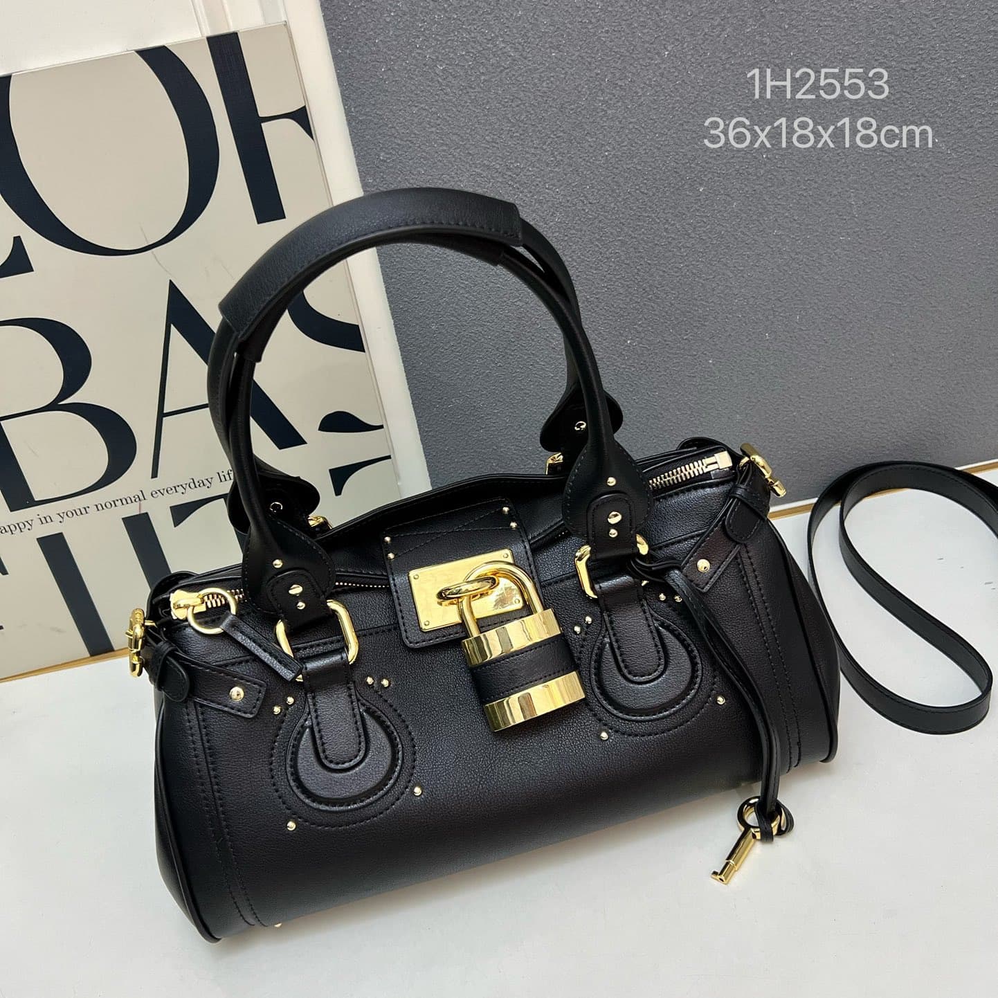 Motorcycle lock bag, black rivet handbag, versatile commuter Boston bag, vegetable tanned soft leather, high-end shoulder bag