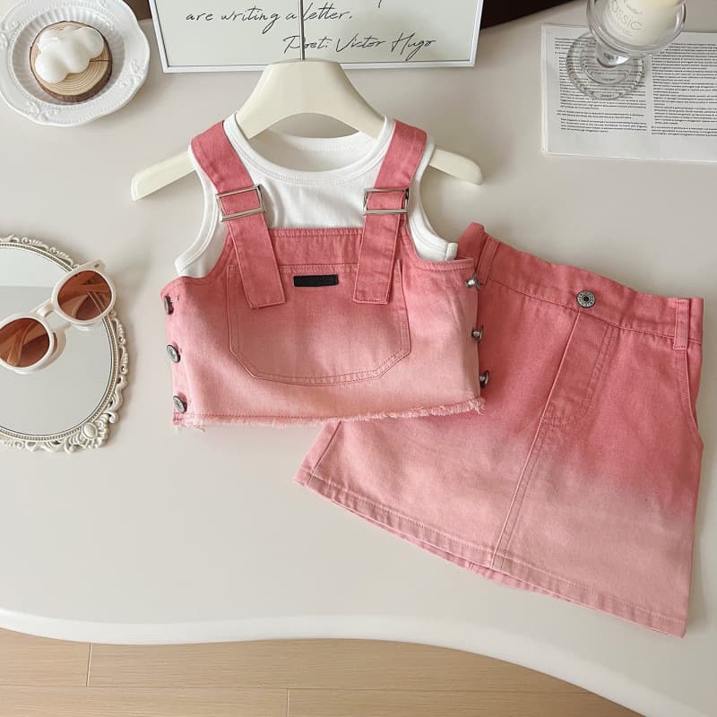 Girls' Trendy Set 2025 Summer New Children's Denim Skirt Half Skirt Baby Denim Bib Overalls Three-Piece Set