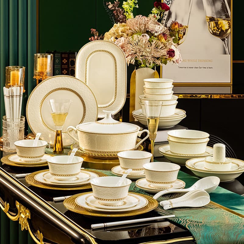 Premium Bone China Dinnerware Set for Home Jingdezhen Ceramic Bowls and Plates Wholesale Chinese Style Bowl Chopsticks Bowl Plate Dish Combination