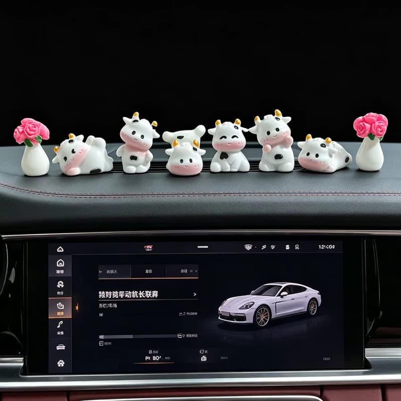 Resin 3D Micro-Landscape Creative Cartoon Cute Cow Figurine Decorative Accessories for Cars, Offices, and Desktops