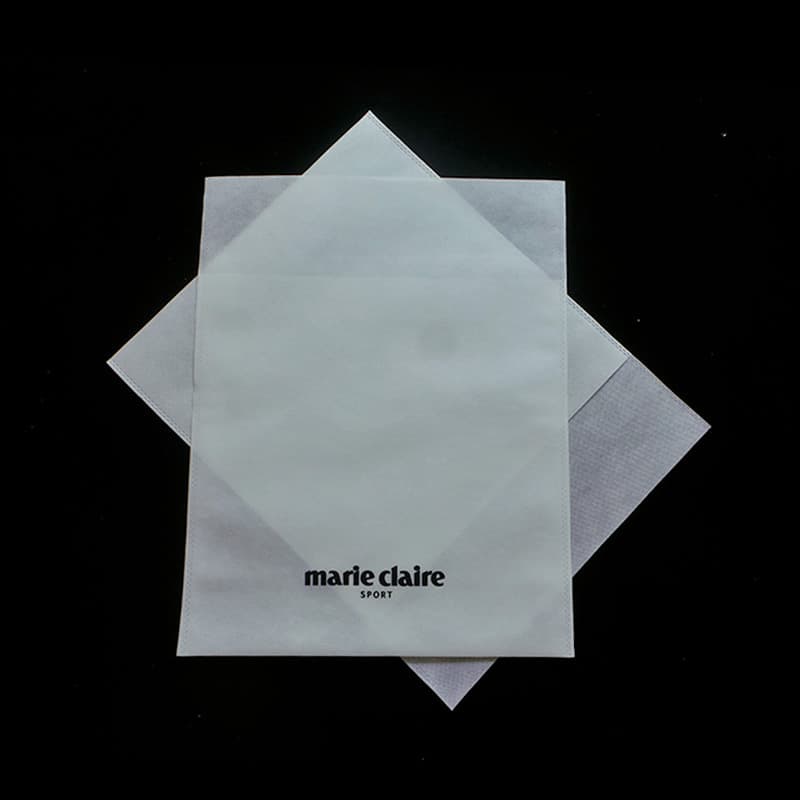 White Non-Woven Clothing Bags: Garment Dust Covers, Snap Button Packaging Bags, Storage Bags, Universal Apparel Packaging Wholesale