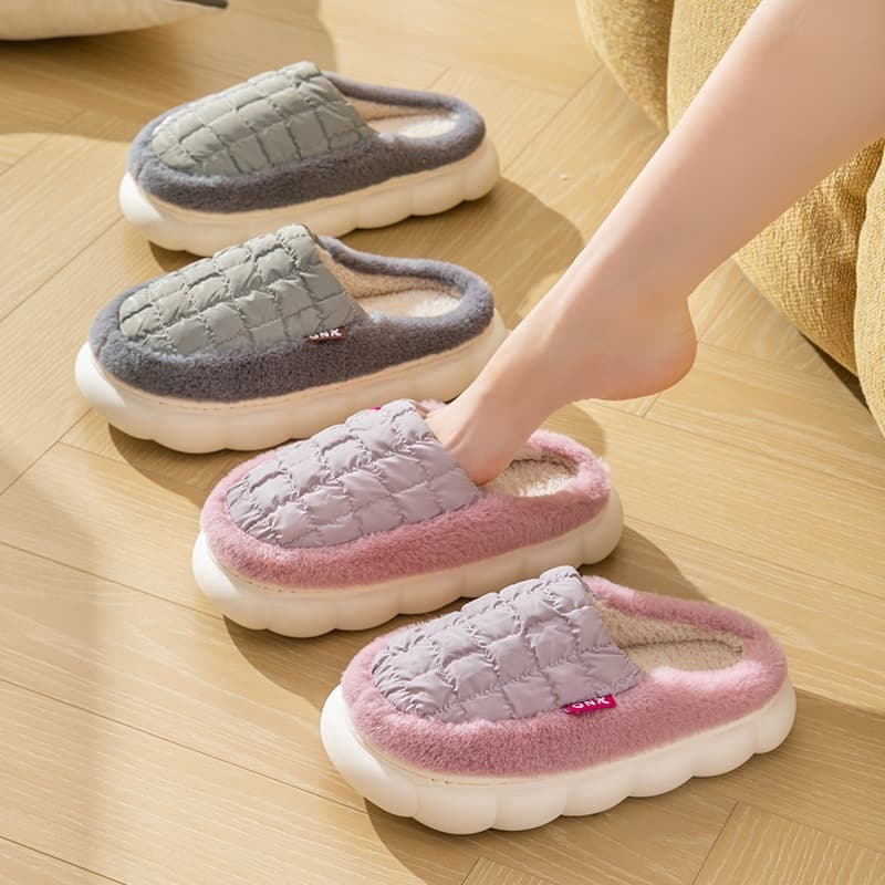 New Style Cotton Slippers for Women, Autumn/Winter Home Use, Couples' Indoor Non-Slip Plush Warm "Feels Like Stepping on Soft Waste" Slippers for Men