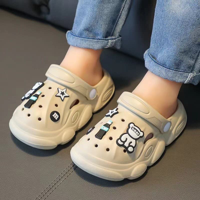 Parent-Child Sandals Summer Cartoon Closed-Toe Children's Crocs Boys Girls Big Medium Small Baby Non-Slip EVA Odorless