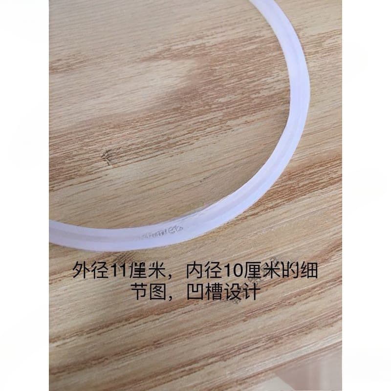 Japanese-style insulated lunch box with sealing ring, pot-lifting sealing ring, vent plug, leather pad, student lunch box accessories, silicone ring.