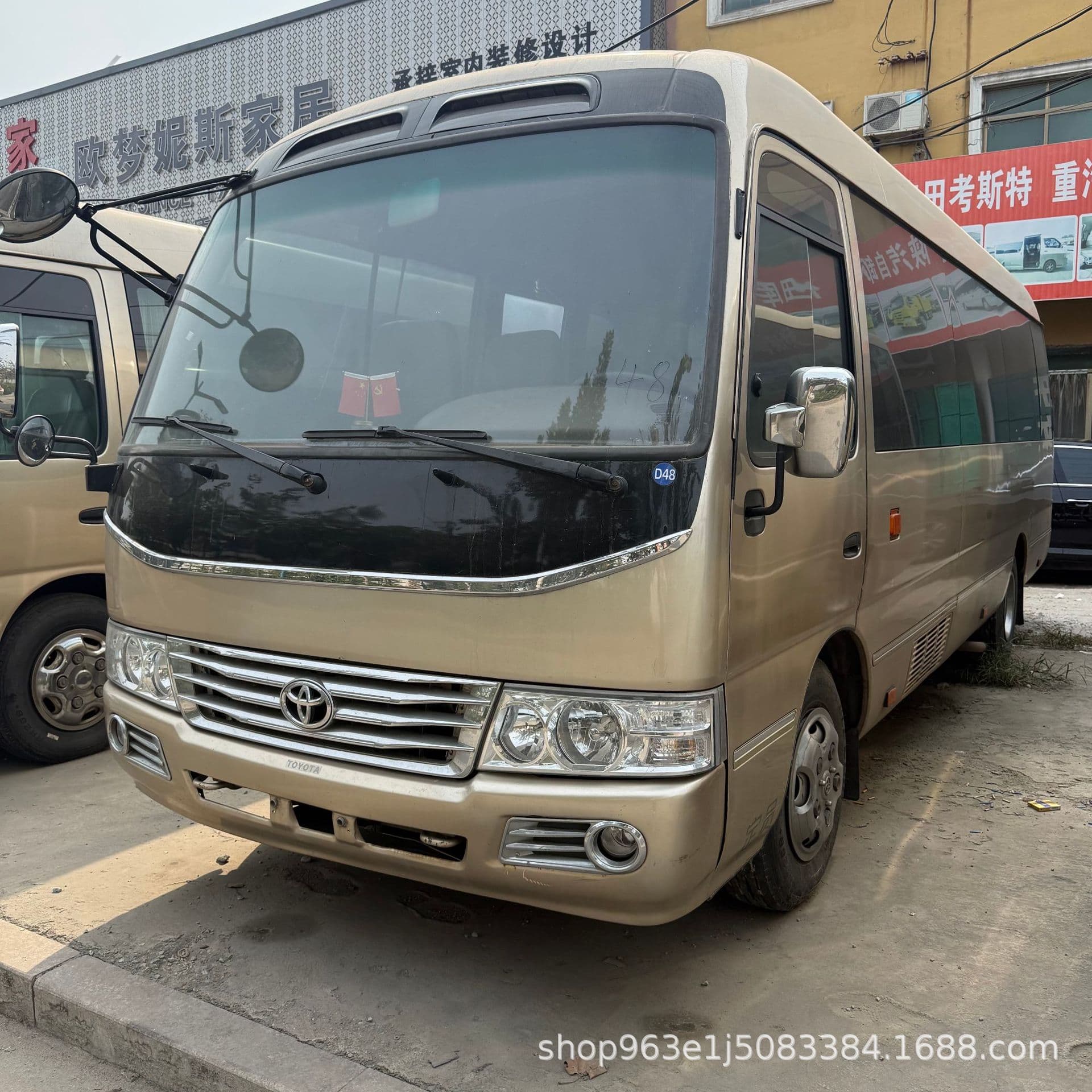 Export Used Coaster National III Emission Bus Export 30 High-Power Engine Toyota 23-Seater Business Vehicle