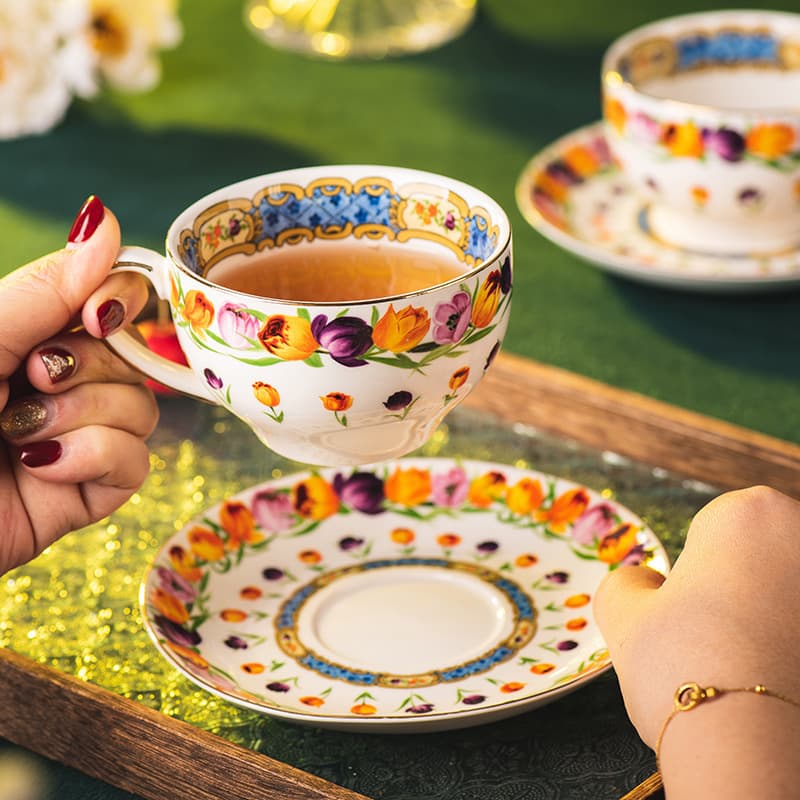 Tulip Coffee Cup, High-Looking Afternoon Tea Cup and Saucer, Retro American-Style Coffee Cup and Saucer