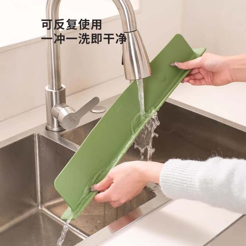 Integrated Suction Cup Water Barrier Kitchen Sink Splash Proof Bathroom Vanity Extended Length Drainage Barrier