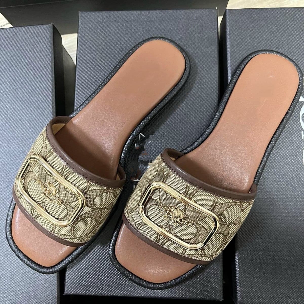 C-House Slippers for Women Outdoor 2025 Summer New Style Girly Fashion Versatile Flat Soft Fairy Sandals Beach Trendy