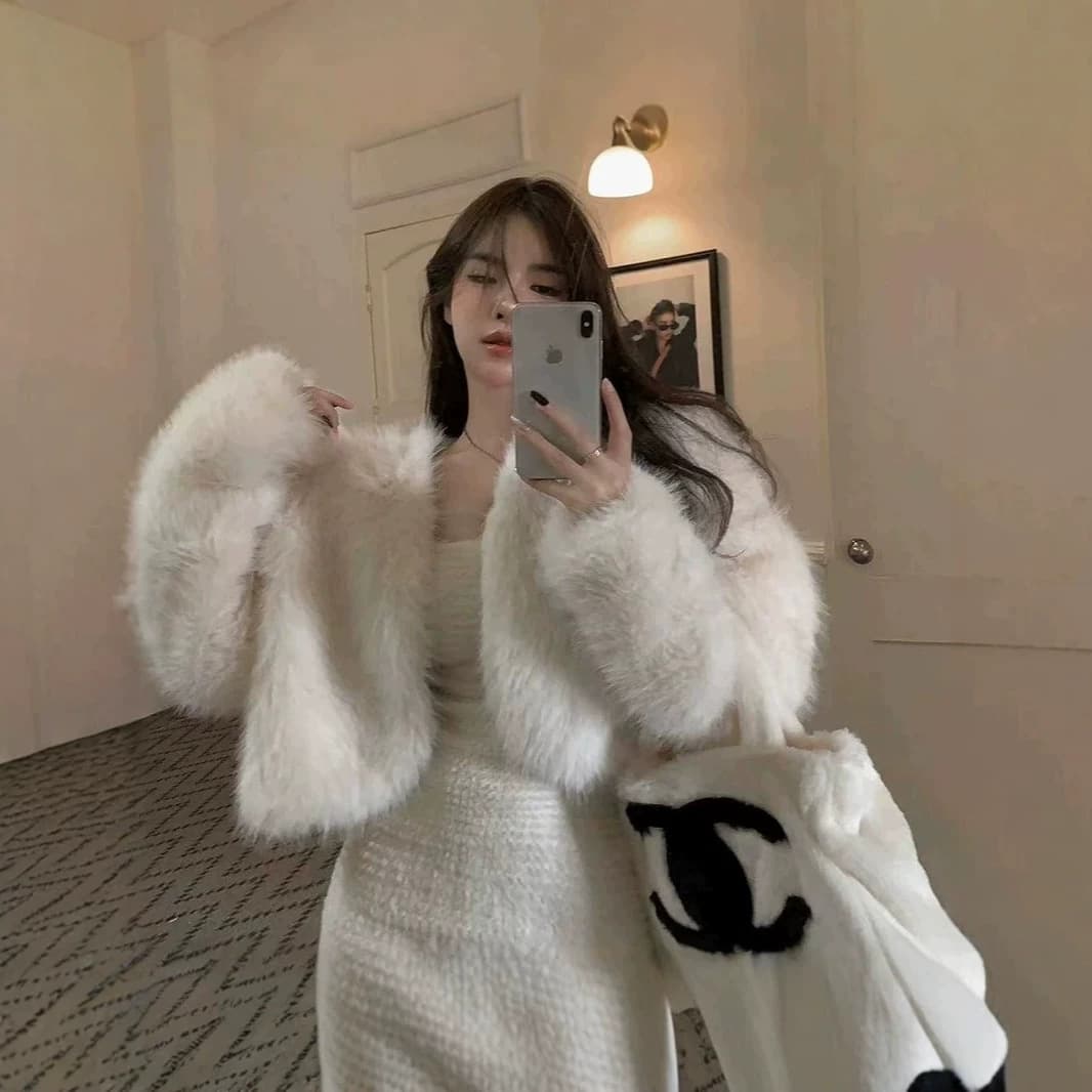 Jenny Phil Amazon cross-border European and American hot-selling autumn and winter artificial fur short women's V-neck fur jacket