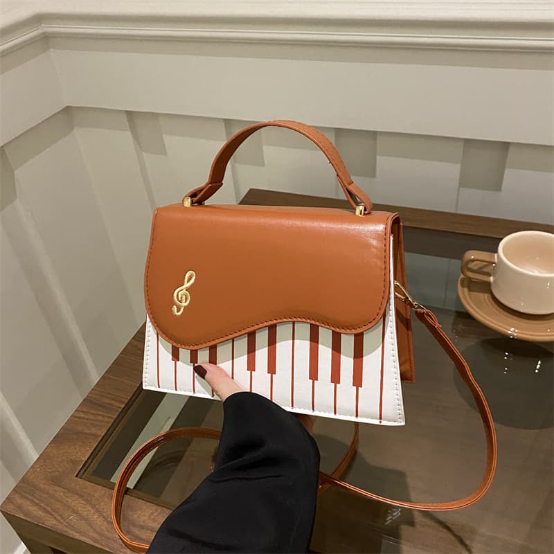 2024 New Women's Bag Fashion Korean Style Shoulder Chain Crossbody Bag Structured Piano Key Small Square Bag Export Women's Bag