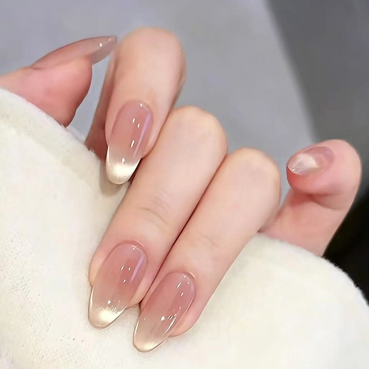 【Moonlit Haze】Handmade Wearable Nails Gentle Gradient Cat Eye Nails Whitening Simple Daily Detachable Nails